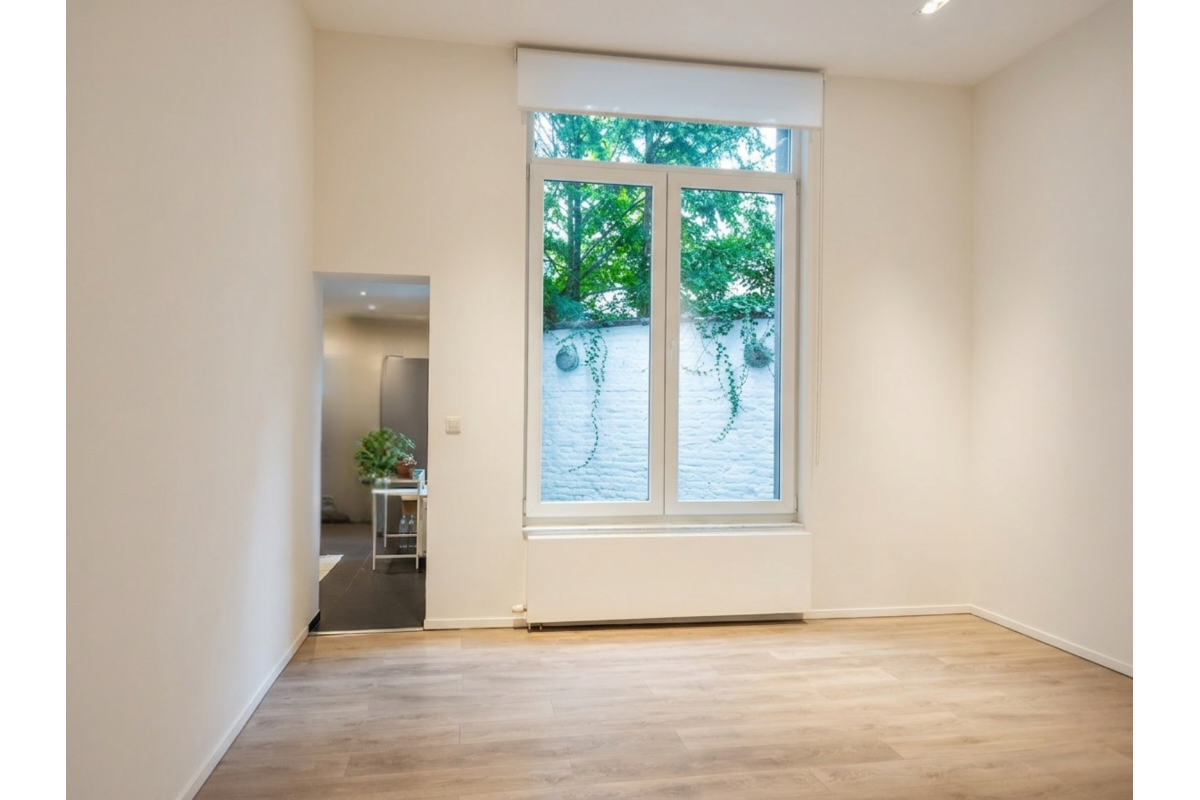 Benedenverdieping te  koop in Elsene 1050 385000.00€ 1 slaapkamers 85.00m² - Zoekertje 713340