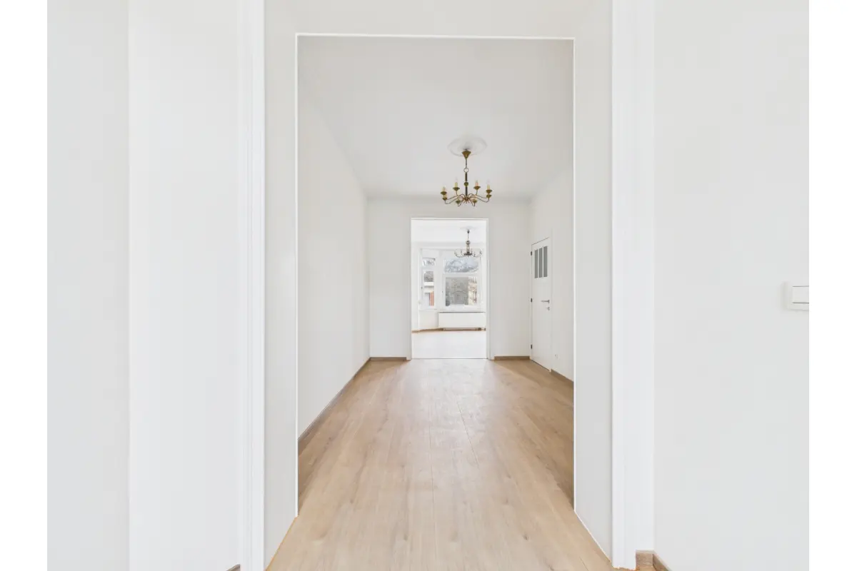 Huis te  huur in Schaarbeek 1030 2200.00€ 4 slaapkamers 200.00m² - Zoekertje 713828