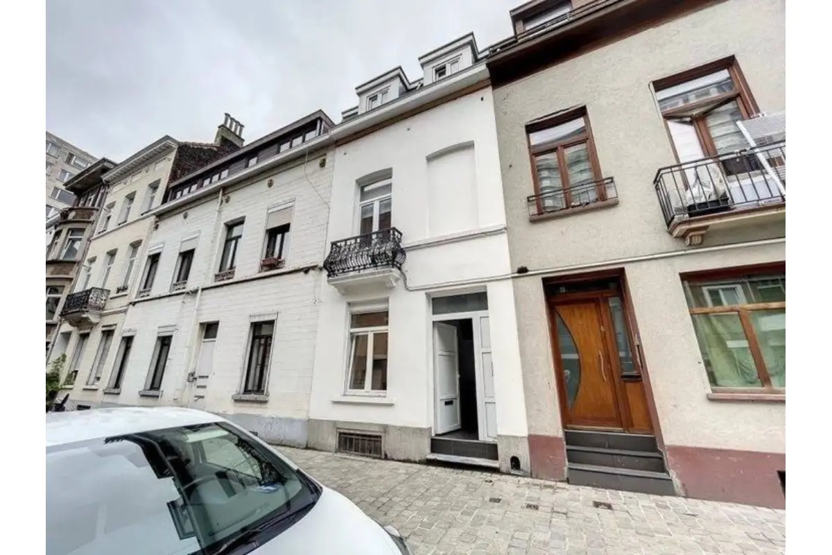 Maison à vendre à Bruxelles 1000 485000.00€ 3 chambres 110.00m² - annonce 714659