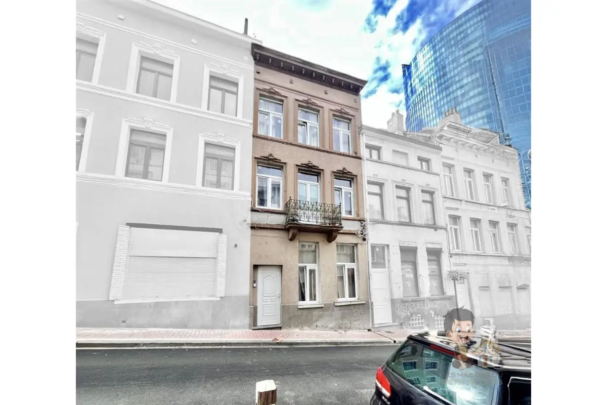 Immeuble de rapport - Immeuble à appartement à vendre à Saint-Josse-ten-Noode 1210 445000.00€ 6 chambres 240.00m² - annonce 715392