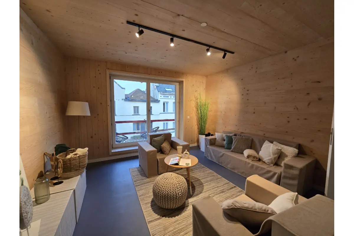 Appartement à louer à Molenbeek-Saint-Jean 1080 1650.00€ 3 chambres 134.00m² - annonce 715373