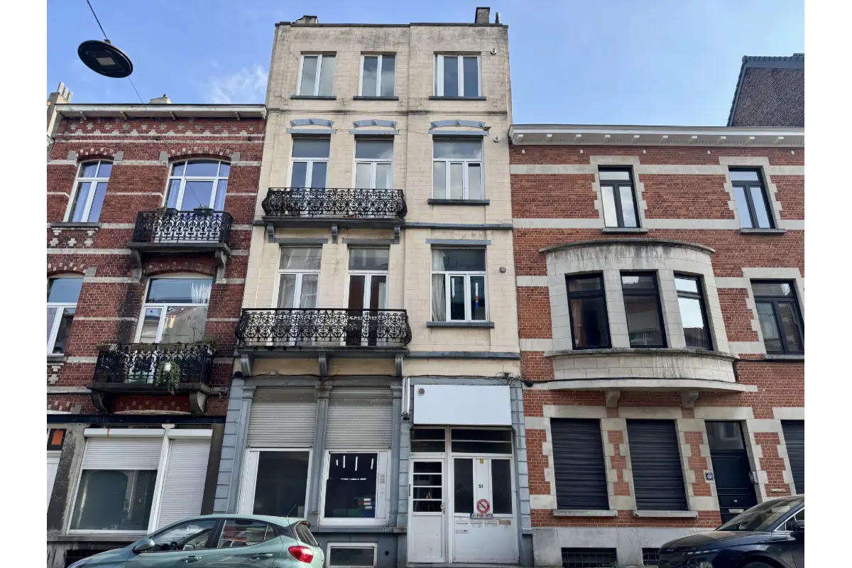 Appartementsgebouw te  koop in Schaarbeek 1030 840000.00€ 5 slaapkamers 606.00m² - Zoekertje 715944