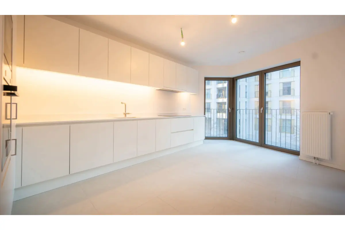 Rez-de-chaussée à vendre à Bruxelles 1000 407000.00€ 2 chambres 107.00m² - annonce 716005