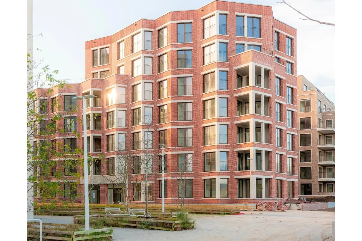 Rez-de-chaussée à vendre à Bruxelles 1000 431000.00€ 2 chambres 106.11m² - annonce 716009