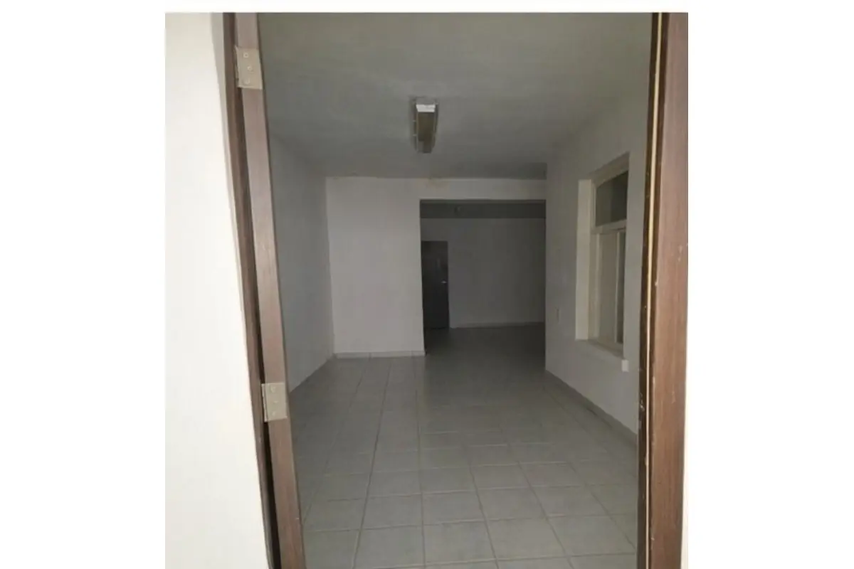Commerce à louer à Schaerbeek 1030 1250.00€ 0 chambres m² - annonce 716208