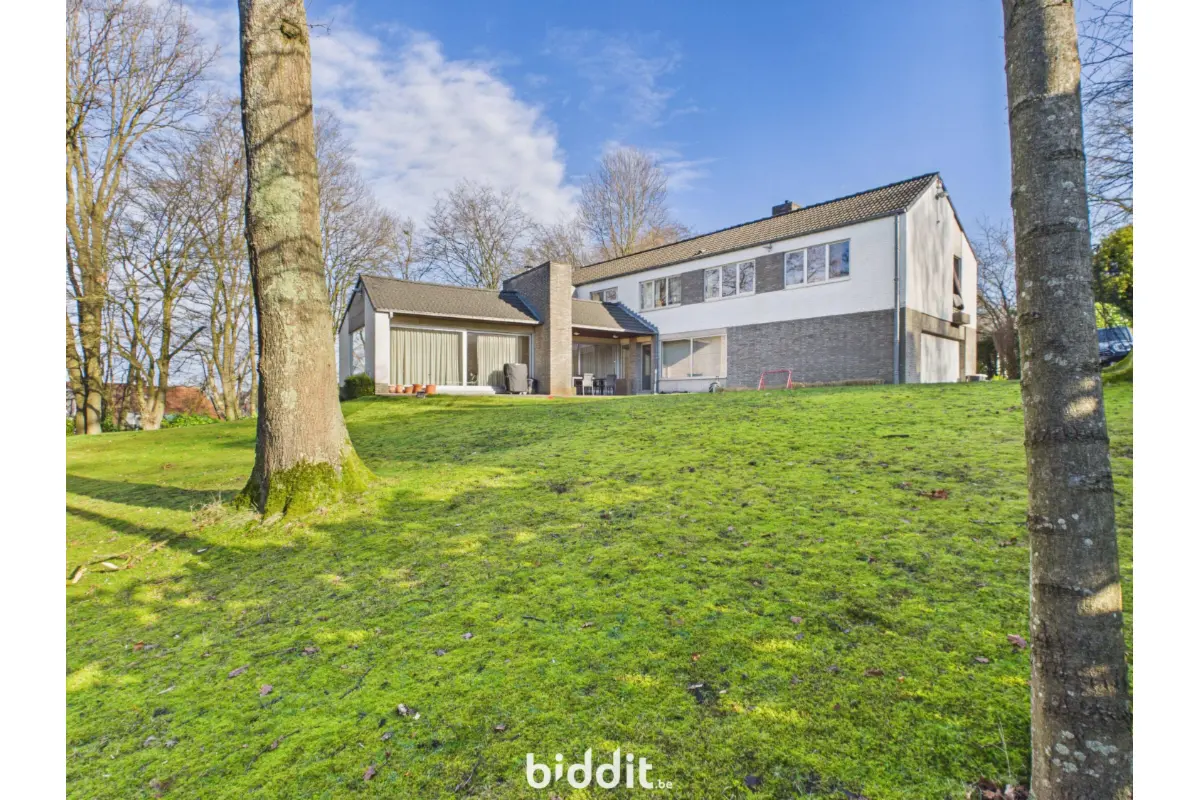 Maison à vendre à Woluwe-Saint-Pierre 1150 1200000.00€ 5 chambres 531.00m² - annonce 716492