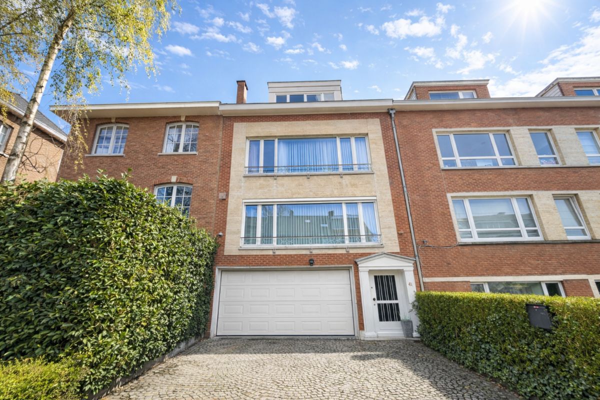 Huis te  huur in Sint-Pieters-Woluwe 1150 3200.00€ 5 slaapkamers 350.00m² - Zoekertje 716417