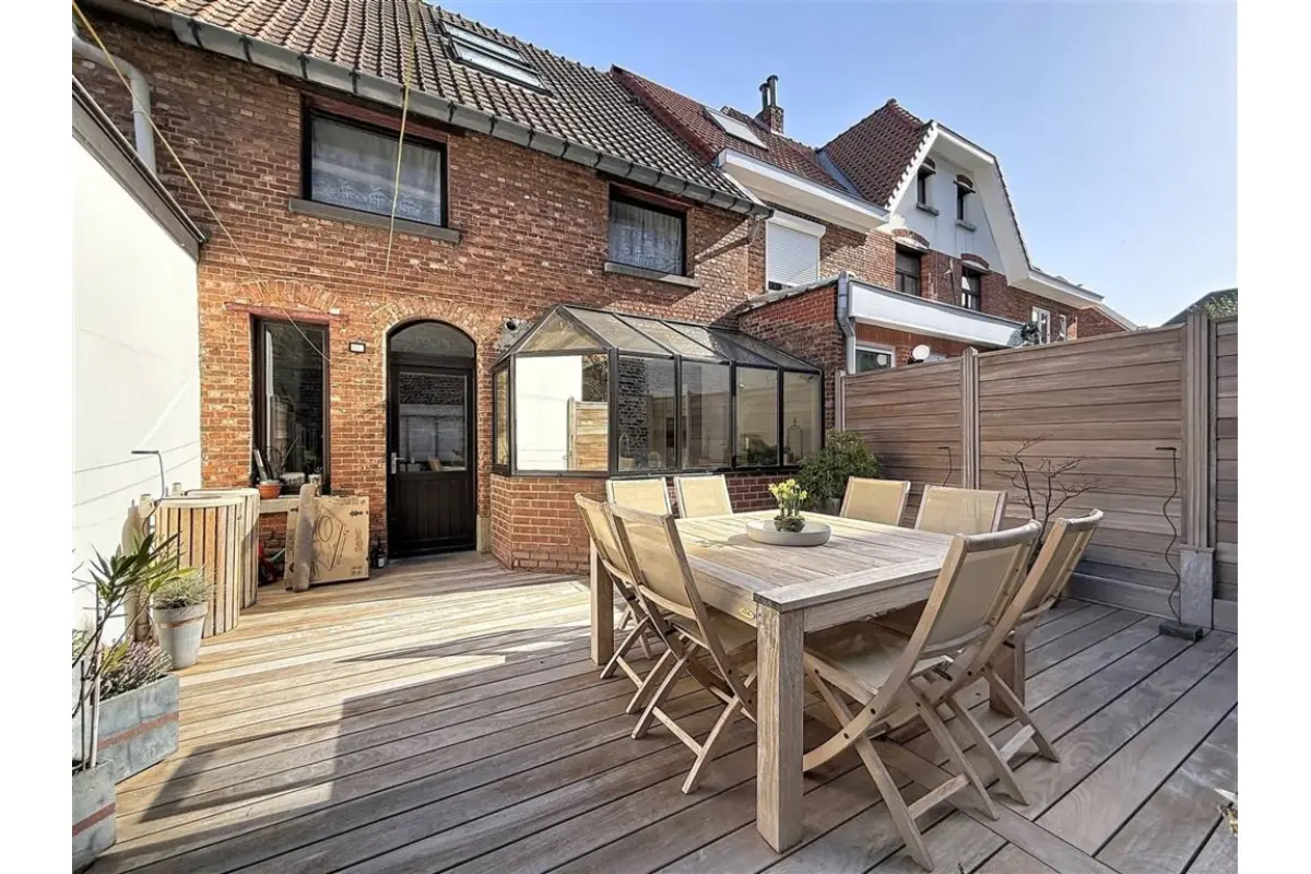 Huis te  koop in Etterbeek 1040 579000.00€ 3 slaapkamers 127.00m² - Zoekertje 716548