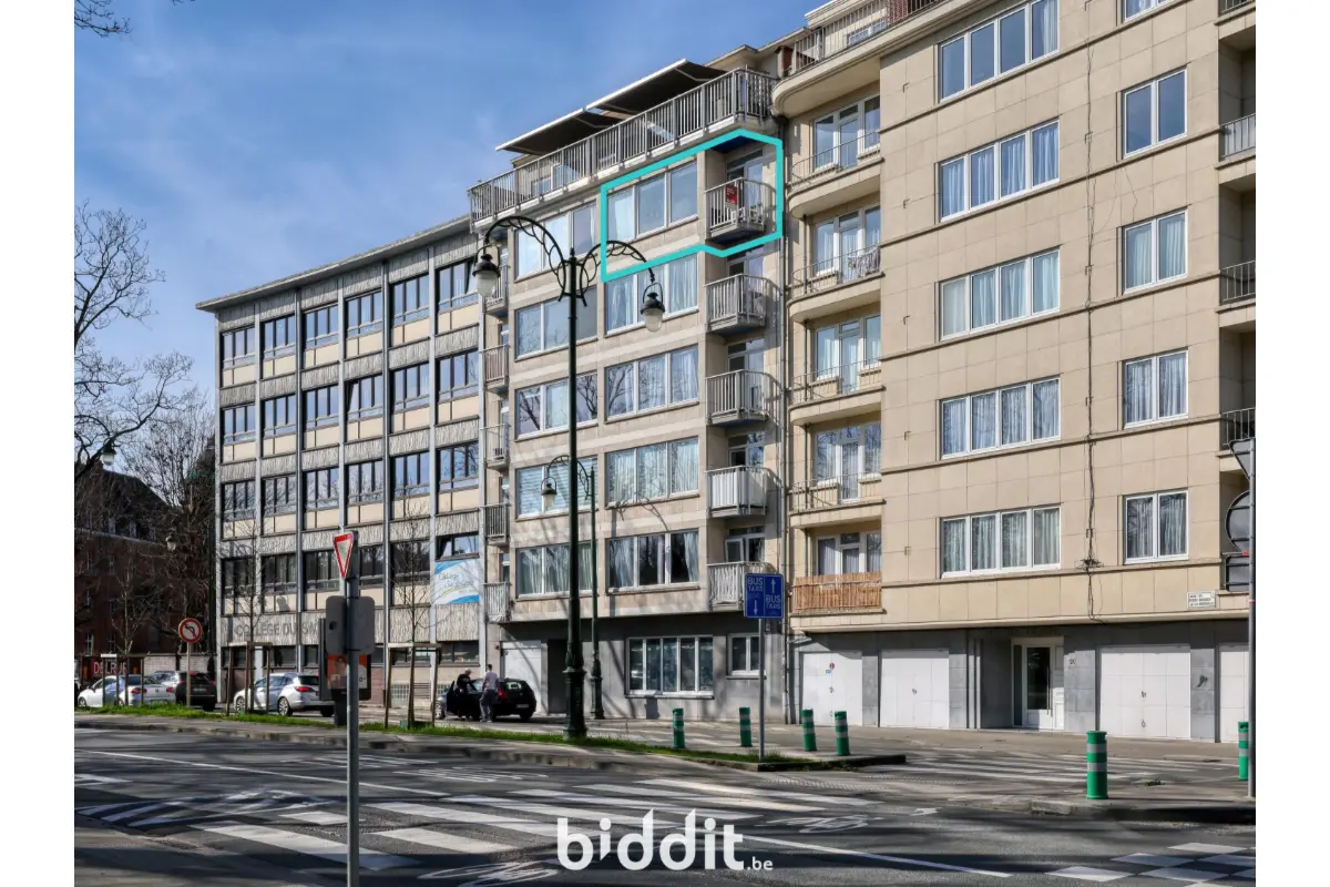 Appartement te  koop in Ganshoren 1083 180000.00€ 3 slaapkamers m² - Zoekertje 716376