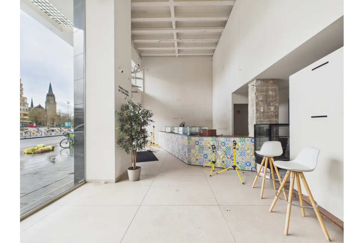 Commerce à louer à Ixelles 1050 7400.00€  chambres 290.00m² - annonce 716885