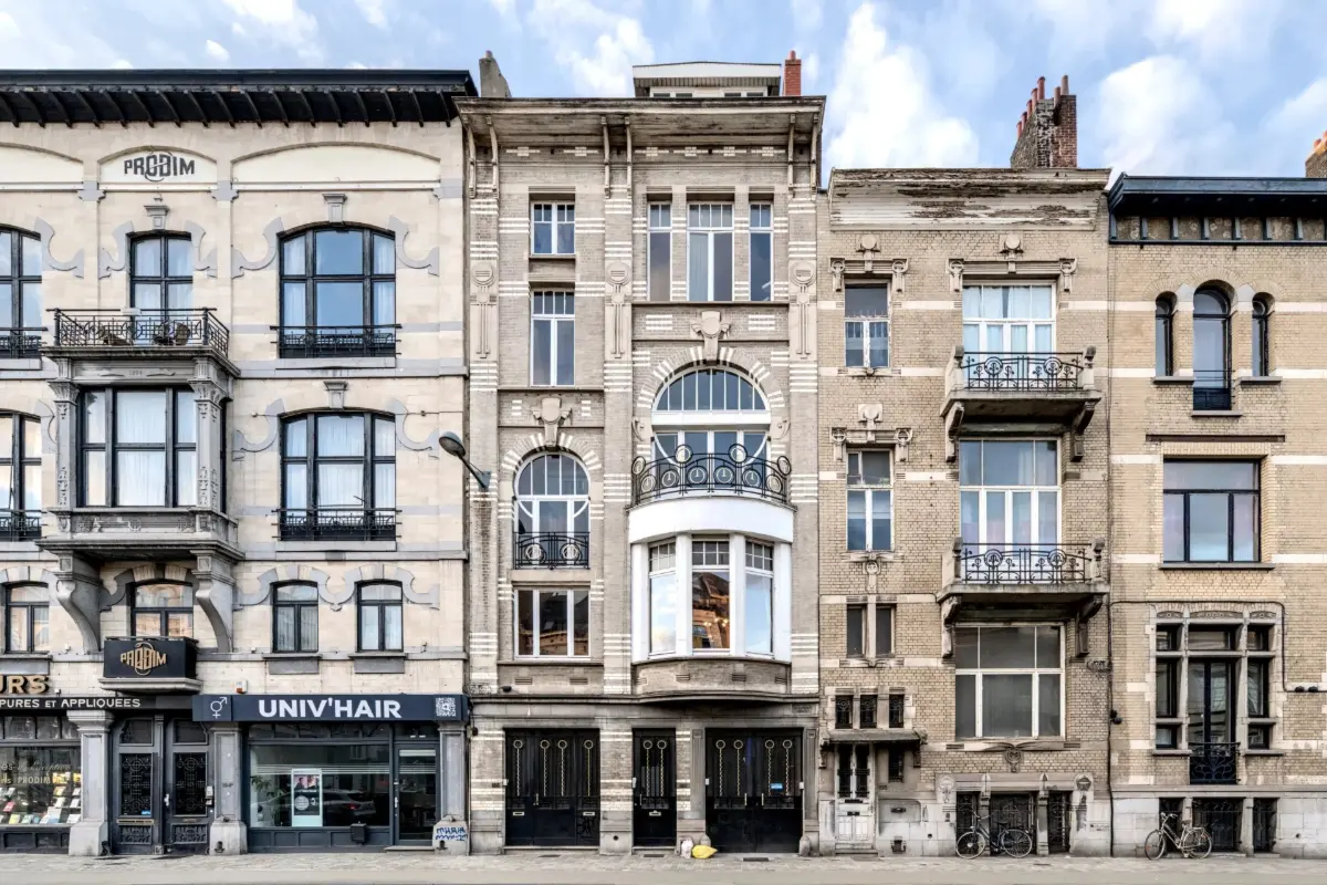 Immeuble de rapport - Immeuble à appartement à vendre à Ixelles 1050 1300000.00€  chambres 500.00m² - annonce 717061