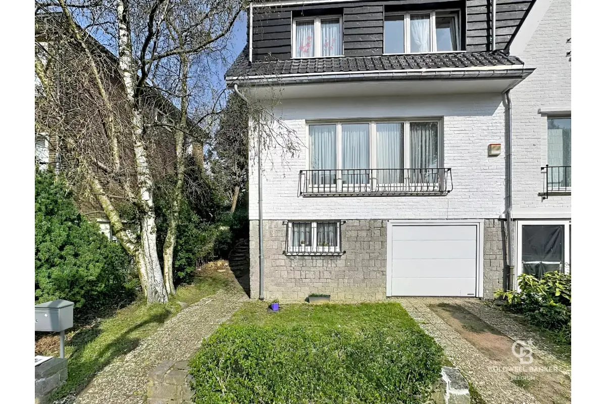 Huis te  huur in Sint-Pieters-Woluwe 1150 3150.00€ 4 slaapkamers 200.00m² - Zoekertje 718044