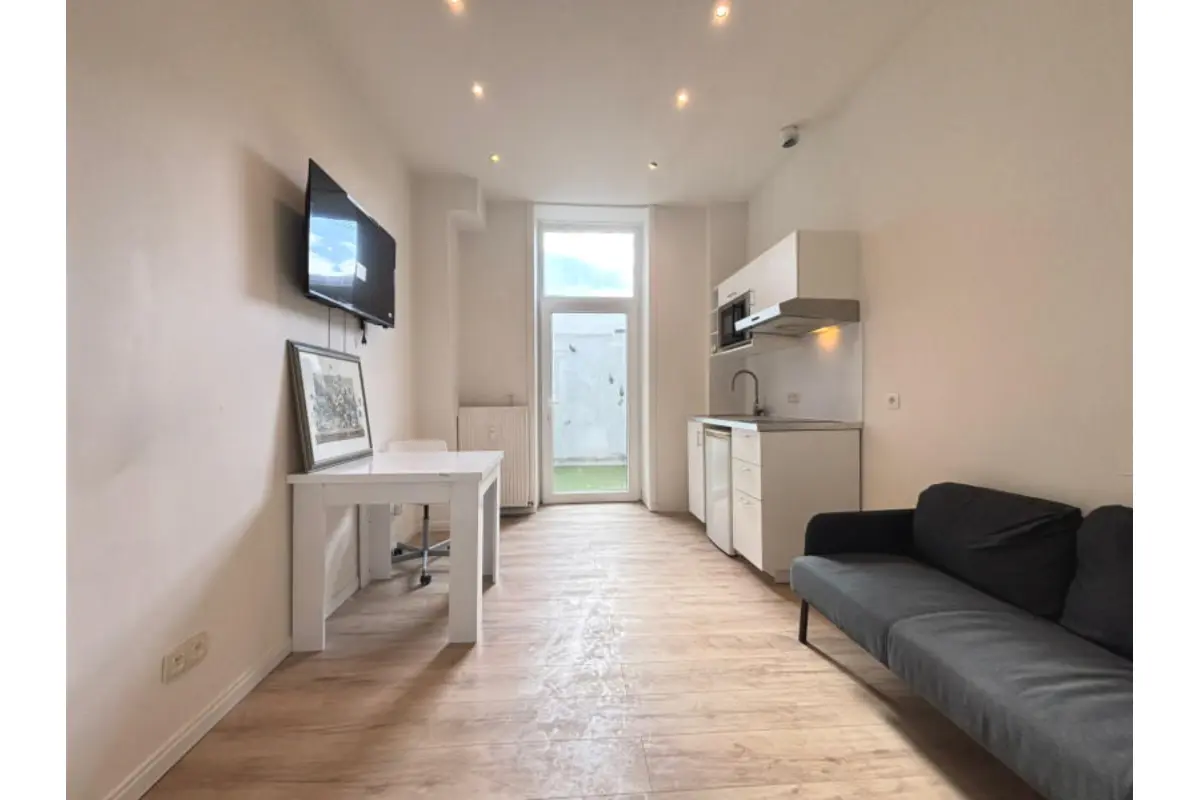 Benedenverdieping te  huur in Brussel 1000 985.00€ 1 slaapkamers 45.00m² - Zoekertje 718174