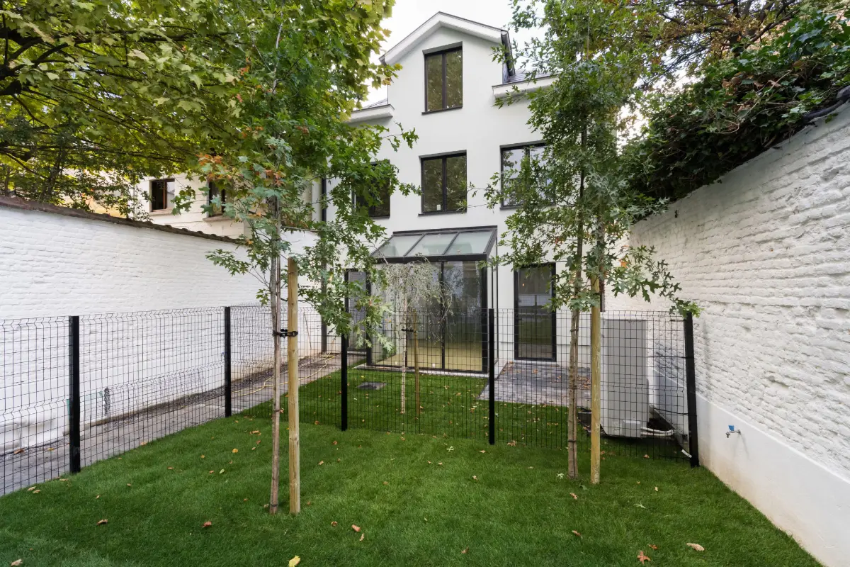 Triplex à vendre à Saint-Josse-ten-Noode 1210 695000.00€ 3 chambres 138.00m² - annonce 736423