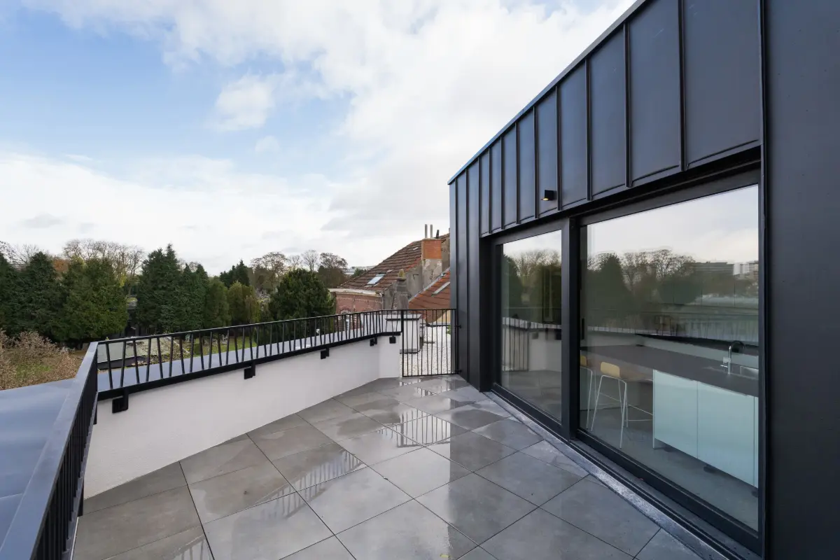 Penthouse te  koop in Schaarbeek 1030 599000.00€ 3 slaapkamers 156.00m² - Zoekertje 726738