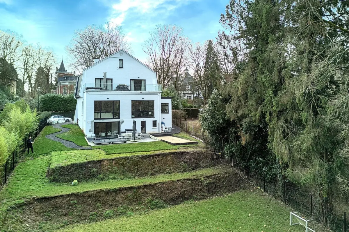 Huis te  huur in Ukkel 1180 5500.00€ 4 slaapkamers 361.00m² - Zoekertje 719238