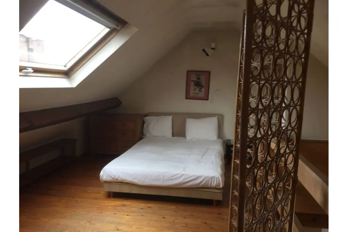 Appartement te  huur in Elsene 1050 1080.00€ 1 slaapkamers 70.00m² - Zoekertje 718435