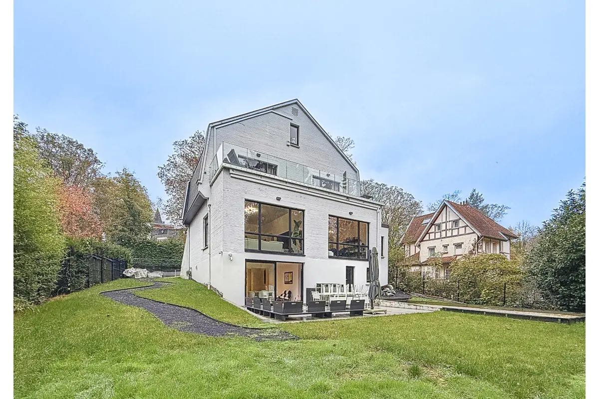 Huis te  huur in Ukkel 1180 5500.00€ 4 slaapkamers 361.00m² - Zoekertje 718904