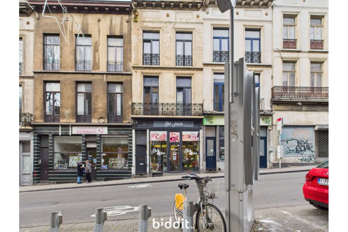 Mixgebouw te  koop in Elsene 1050 485000.00€ 5 slaapkamers m² - Zoekertje 718395