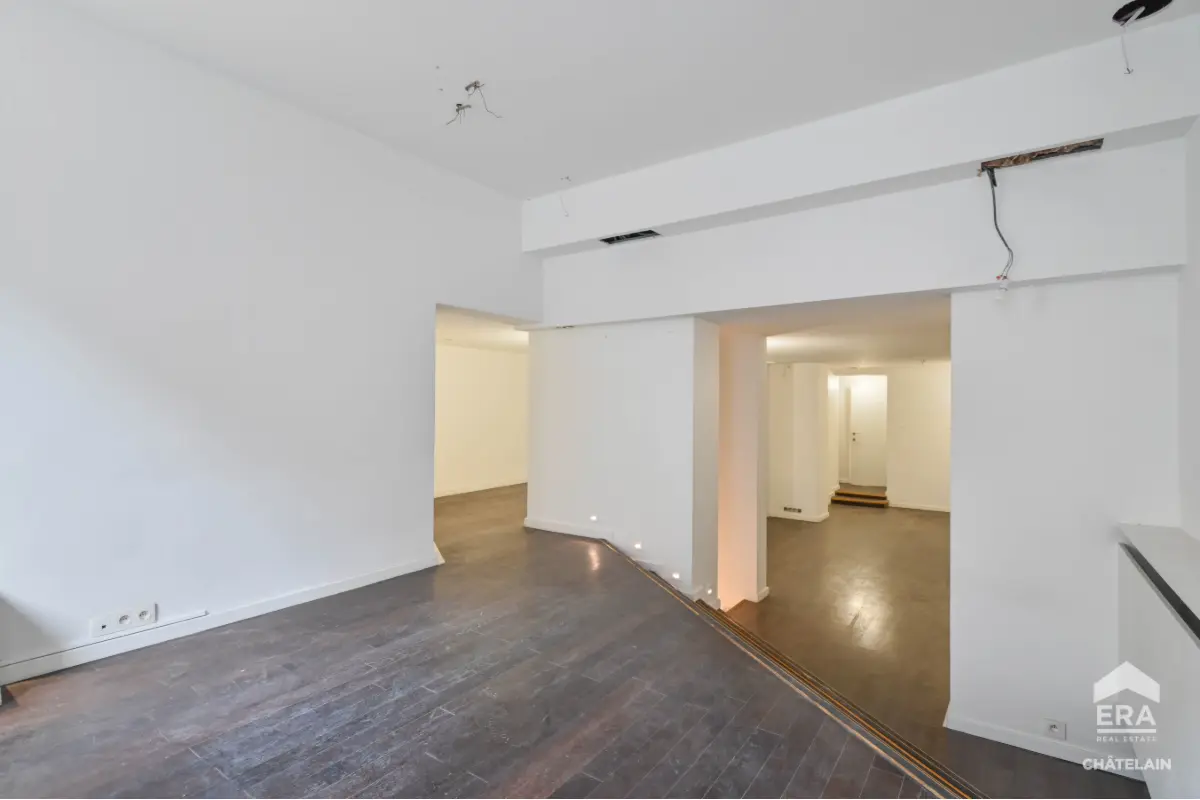 Handelszaak te  in Sint-Gillis 1060 295000.00€ 0 slaapkamers 110.00m² - Zoekertje 718329