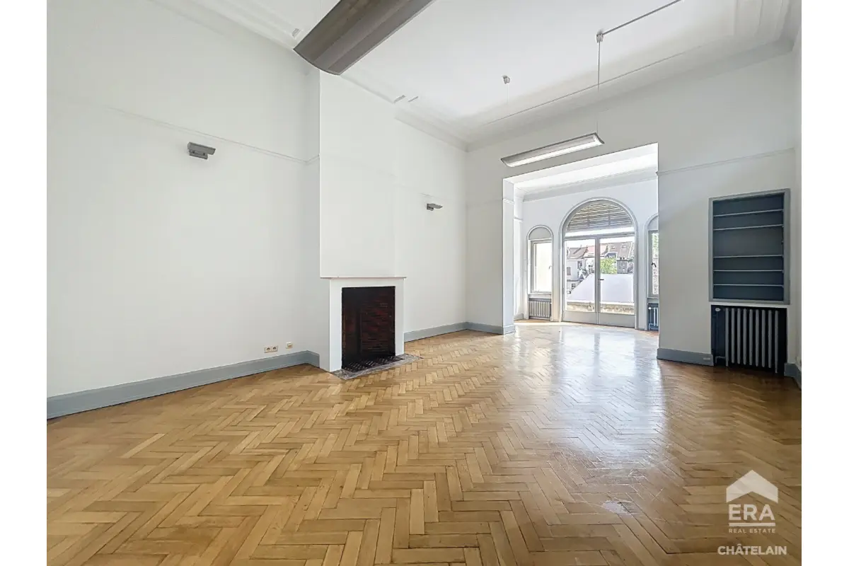 Commerce à louer à Bruxelles 1000 1300.00€ 0 chambres m² - annonce 719843