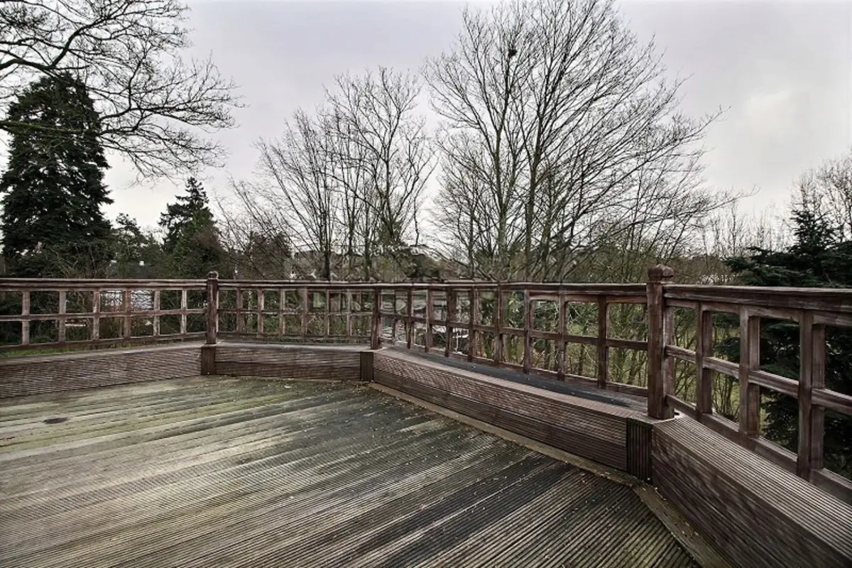 Duplex te  huur in Ukkel 1180 3100.00€ 5 slaapkamers 275.00m² - Zoekertje 719610