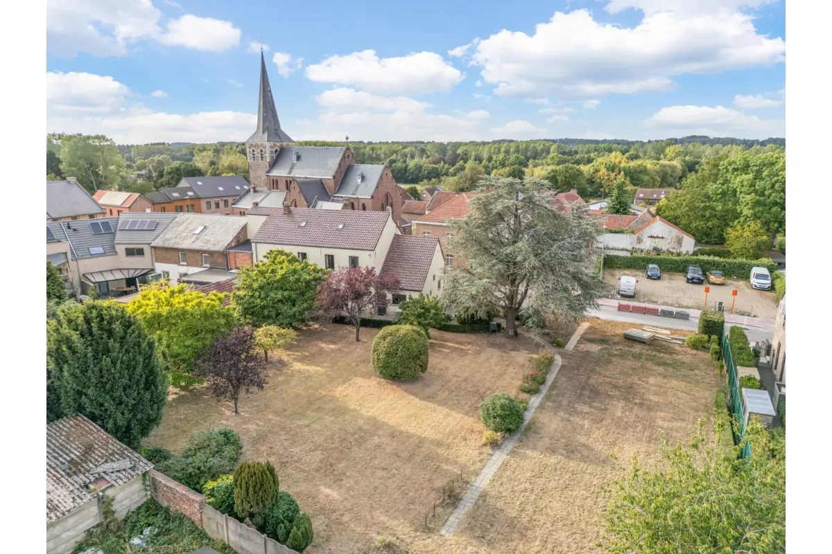 Villa à vendre à Sint-Pieters-Rode 3220 450000.00€ 5 chambres 303.00m² - annonce 720083