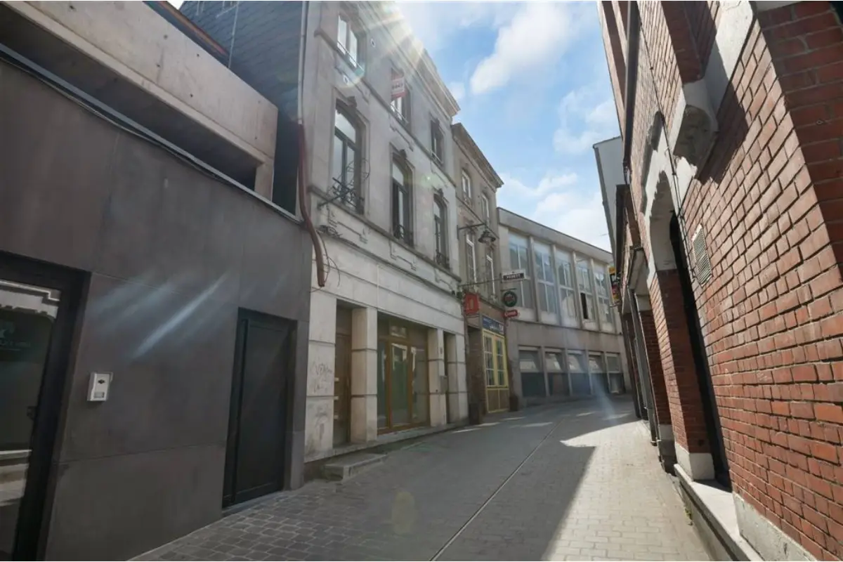 Appartementsgebouw te  koop in Aalst 9300 375000.00€ 4 slaapkamers 292.00m² - Zoekertje 719580