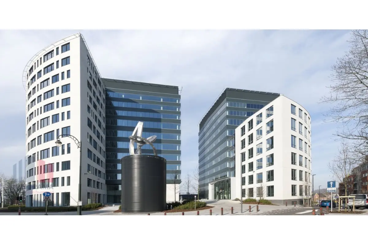 Commerce à louer à Berchem-Sainte-Agathe 1082 135371.00€  chambres 9127.00m² - annonce 720016