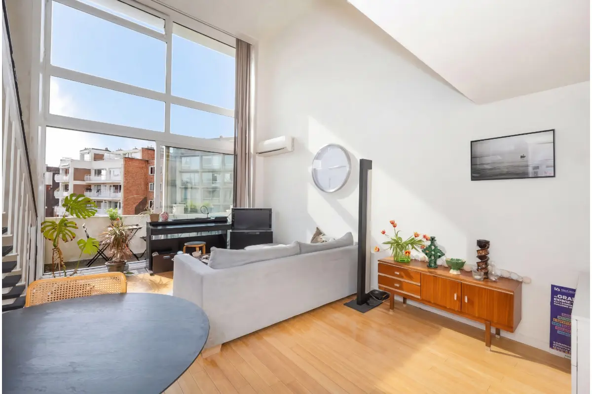 Appartement à vendre à Bruxelles 1000 325000.00€ 1 chambres 64.00m² - annonce 720312