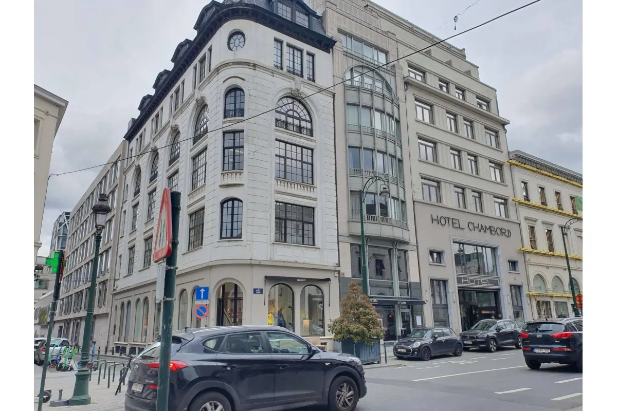 Commerce à louer à Bruxelles 1000 1250.00€  chambres 168.00m² - annonce 720672