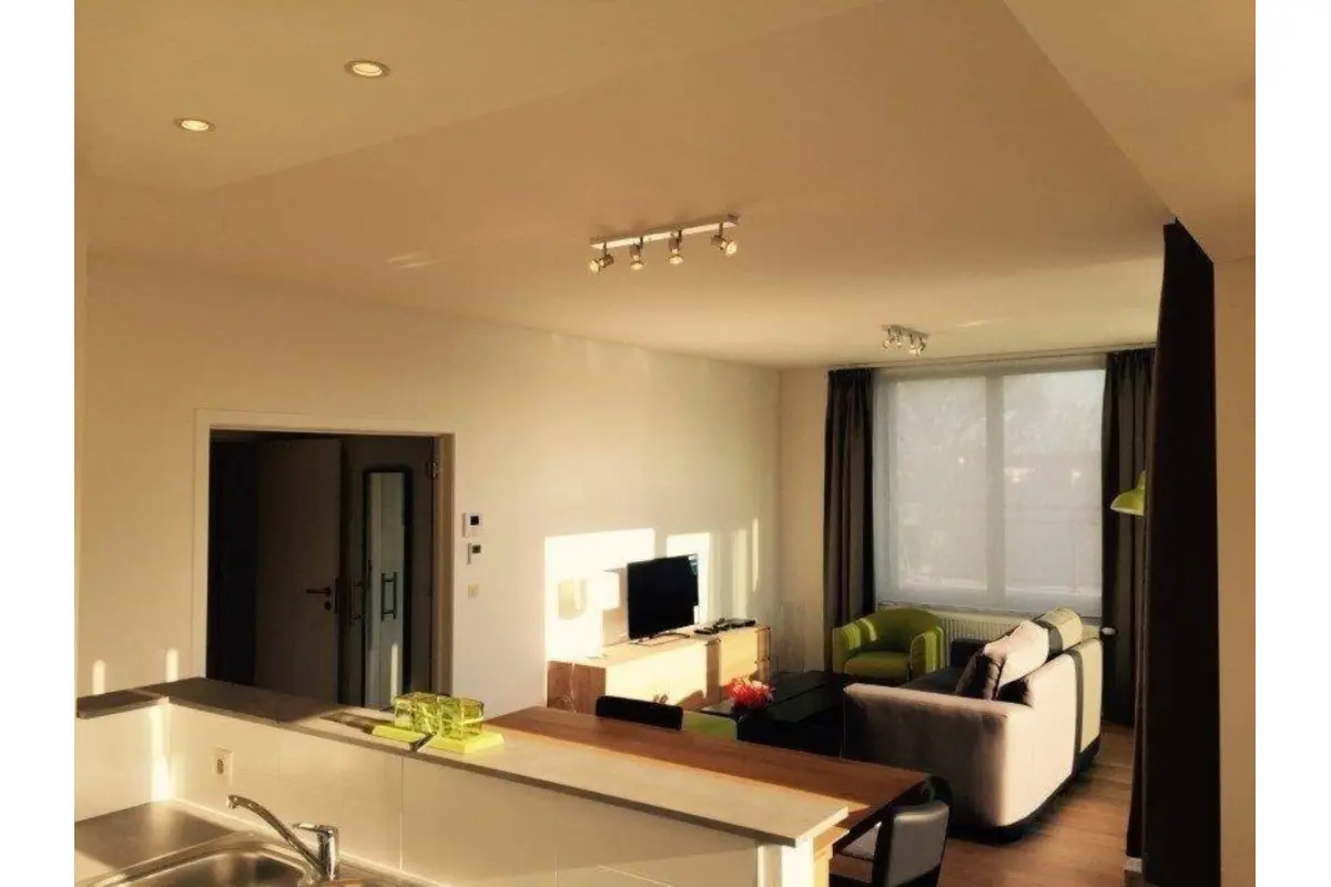 Appartement te  in Brussel 1000 1800.00€ 2 slaapkamers 100.00m² - Zoekertje 720386