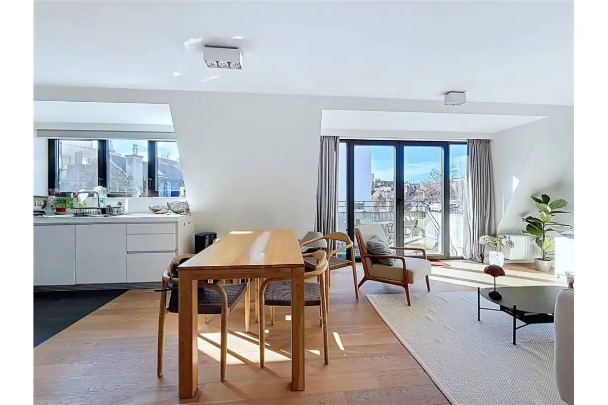 Penthouse te  koop in Elsene 1050 535000.00€ 1 slaapkamers 85.00m² - Zoekertje 720389