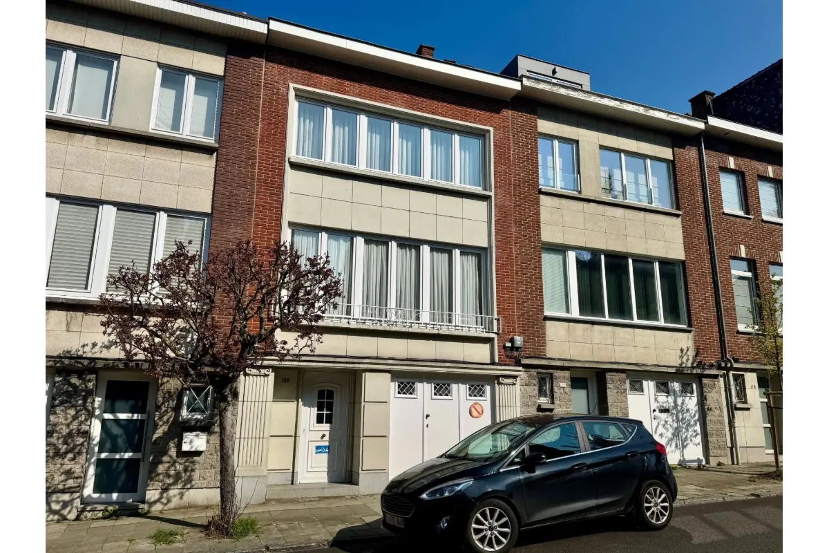 Huis te  huur in Watermaal-Bosvoorde 1170 1900.00€ 3 slaapkamers 165.00m² - Zoekertje 720940