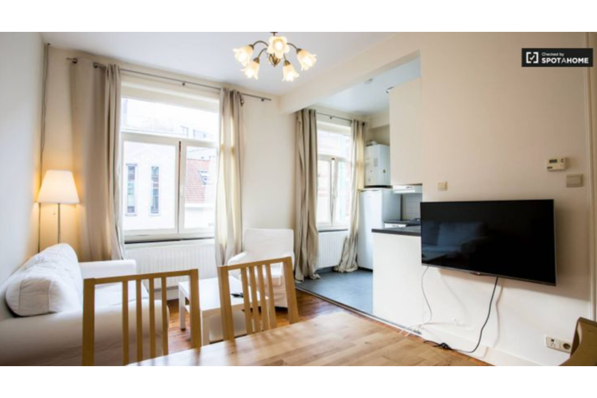 Appartement te  huur in Elsene 1050 1499.00€ 1 slaapkamers 50.00m² - Zoekertje 720284