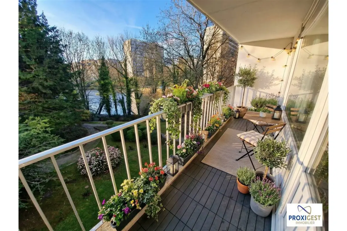 Appartement te  koop in Watermaal-Bosvoorde 1170 235000.00€ 1 slaapkamers 56.00m² - Zoekertje 736429