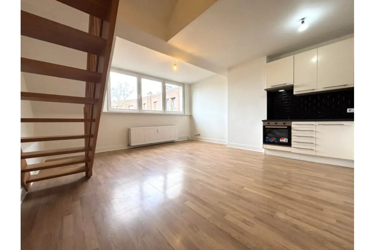 Duplex te  huur in Brussel 1000 1200.00€ 2 slaapkamers 70.00m² - Zoekertje 721402