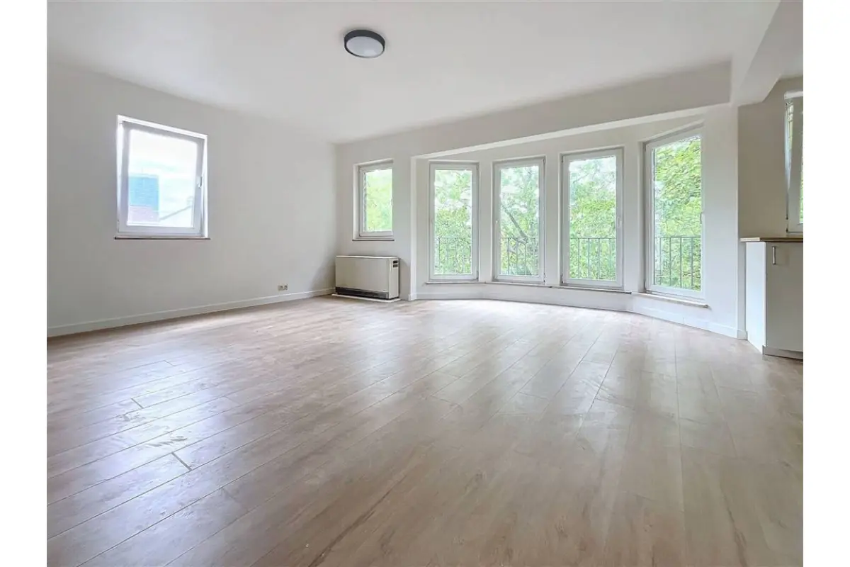 Appartement à vendre à Saint-Josse-ten-Noode 1210 287000.00€ 2 chambres 90.00m² - annonce 722216