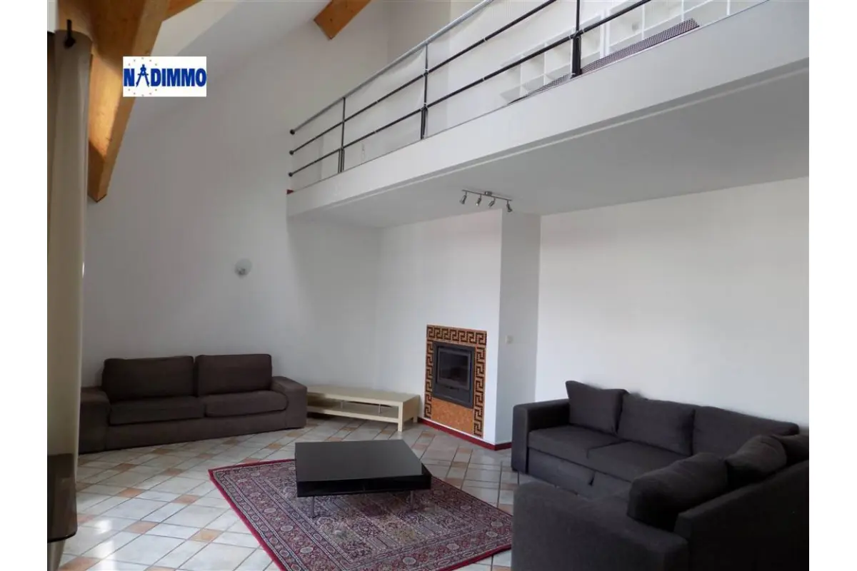 Appartement te  in Etterbeek 1040 2200.00€ 3 slaapkamers 167.00m² - Zoekertje 722631