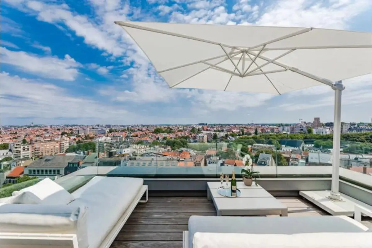 Penthouse te  huur in Elsene 1050 7500.00€ 3 slaapkamers 290.00m² - Zoekertje 723269