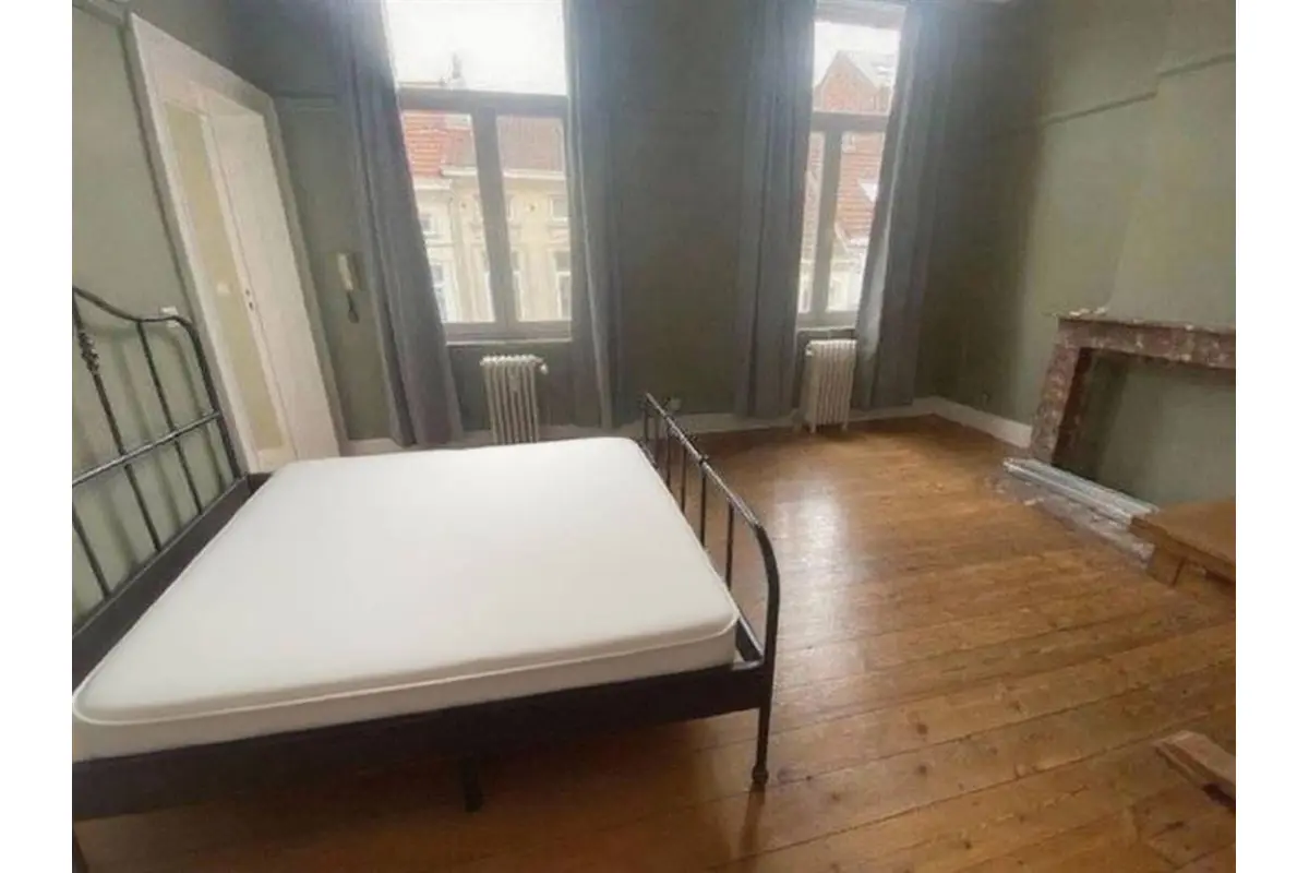Studio à louer à Schaerbeek 1030 630.00€ 3 chambres 25.00m² - annonce 723599
