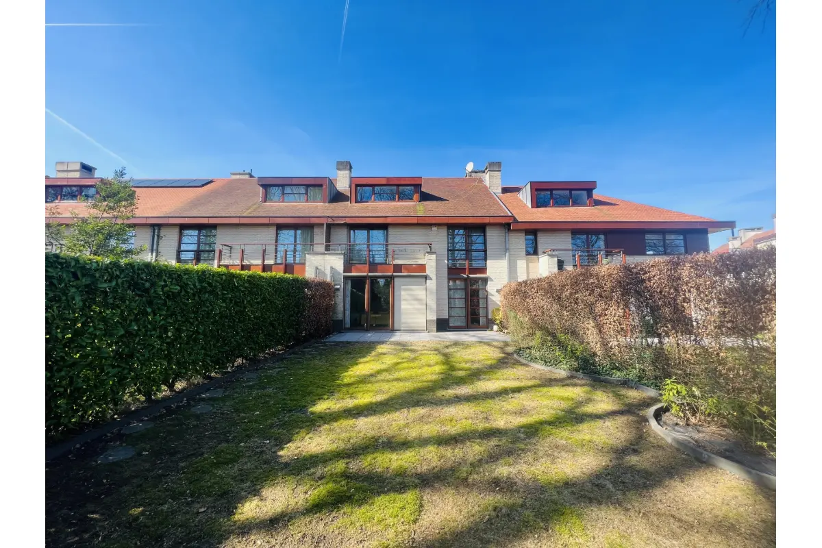 Huis te  huur in Sint-Pieters-Woluwe 1150 3200.00€ 4 slaapkamers 355.00m² - Zoekertje 726904