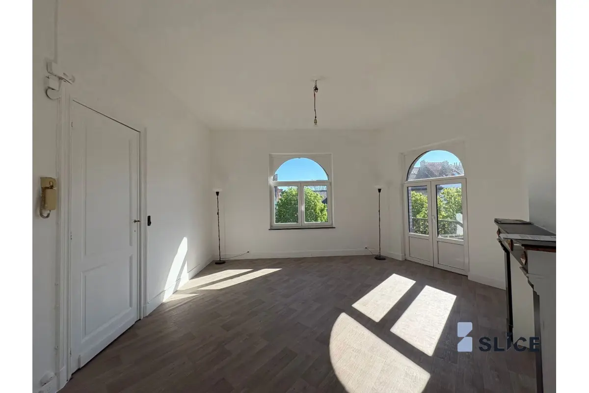 Appartement te  koop in Sint-Gillis 1060 299000.00€ 4 slaapkamers 113.00m² - Zoekertje 727420