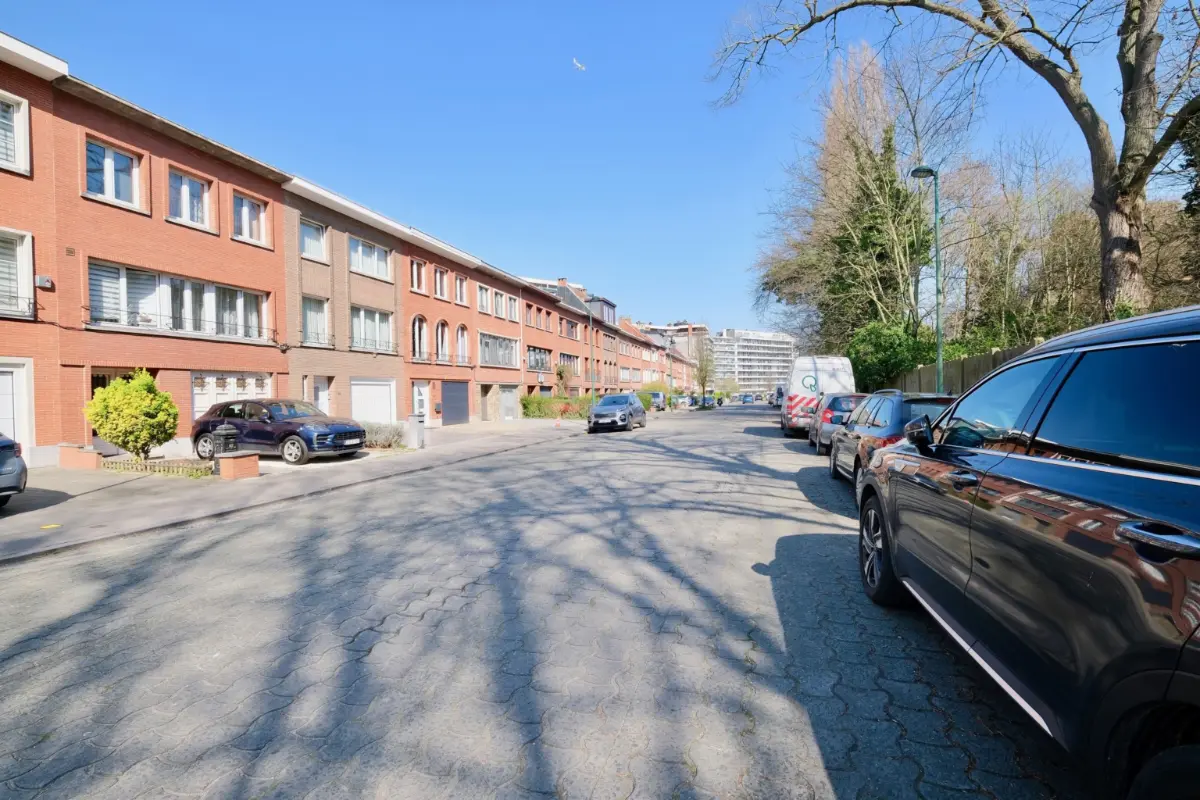 Terrain à bâtir à vendre à Molenbeek-Saint-Jean 1080 199000.00€  chambres m² - annonce 727195