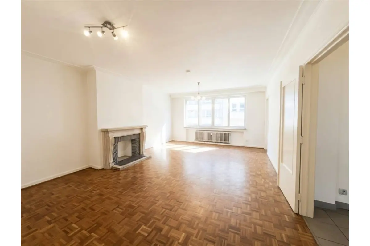 Appartement te  in Schaarbeek 1030 320000.00€ 3 slaapkamers 110.00m² - Zoekertje 728078