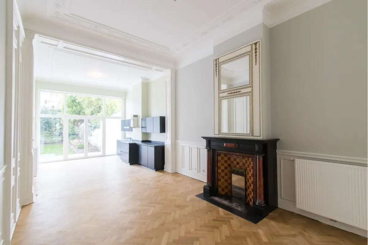 Benedenverdieping te  huur in Brussel 1000 2250.00€ 3 slaapkamers 170.00m² - Zoekertje 728116