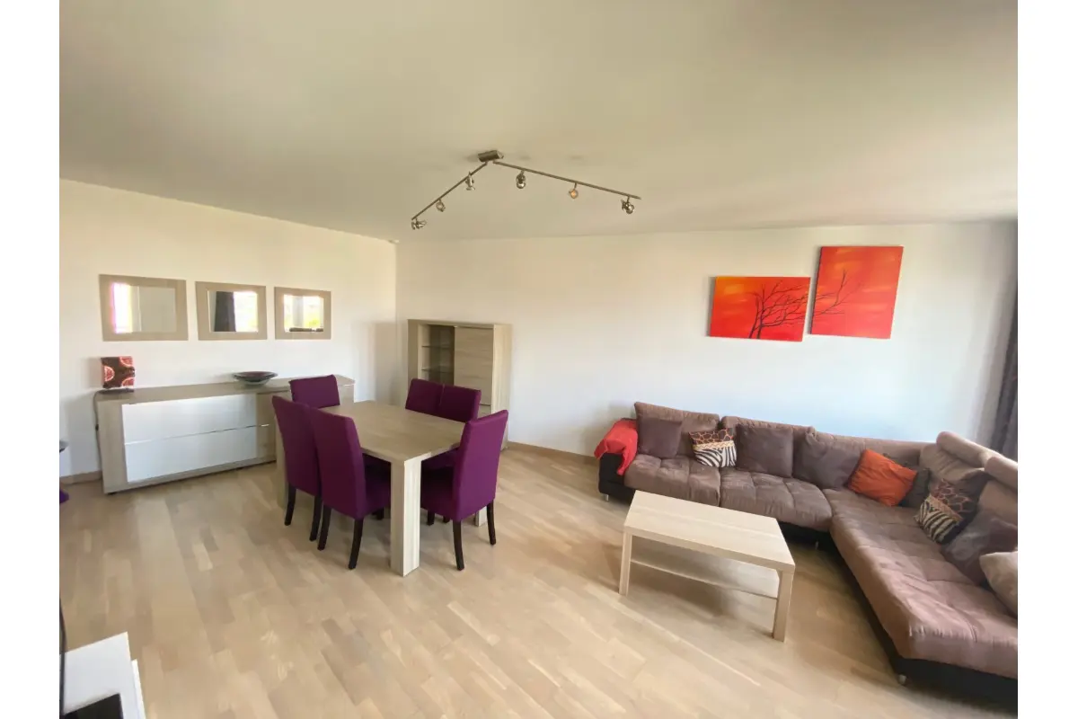 Appartement te  koop in Koekelberg 1081 205000.00€ 1 slaapkamers 60.00m² - Zoekertje 728479