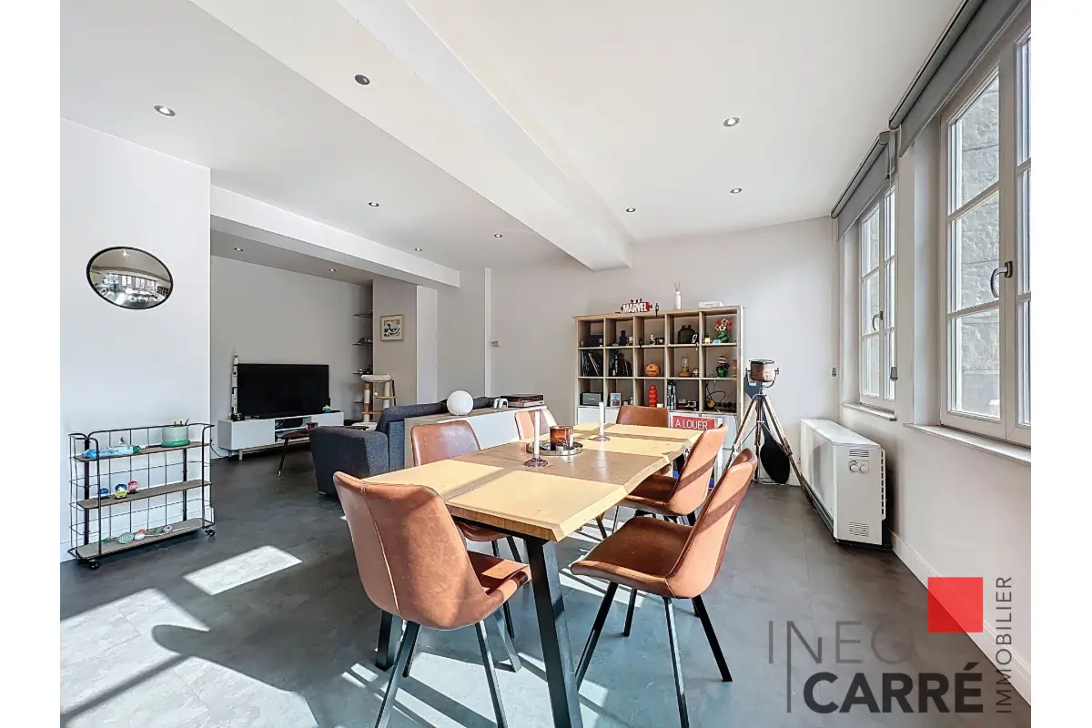 Triplex te  huur in Doornik 7500 850.00€ 3 slaapkamers 139.00m² - Zoekertje 727955