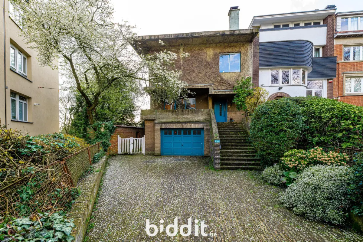 Villa te  koop in Ukkel 1180 600000.00€ 3 slaapkamers m² - Zoekertje 728143
