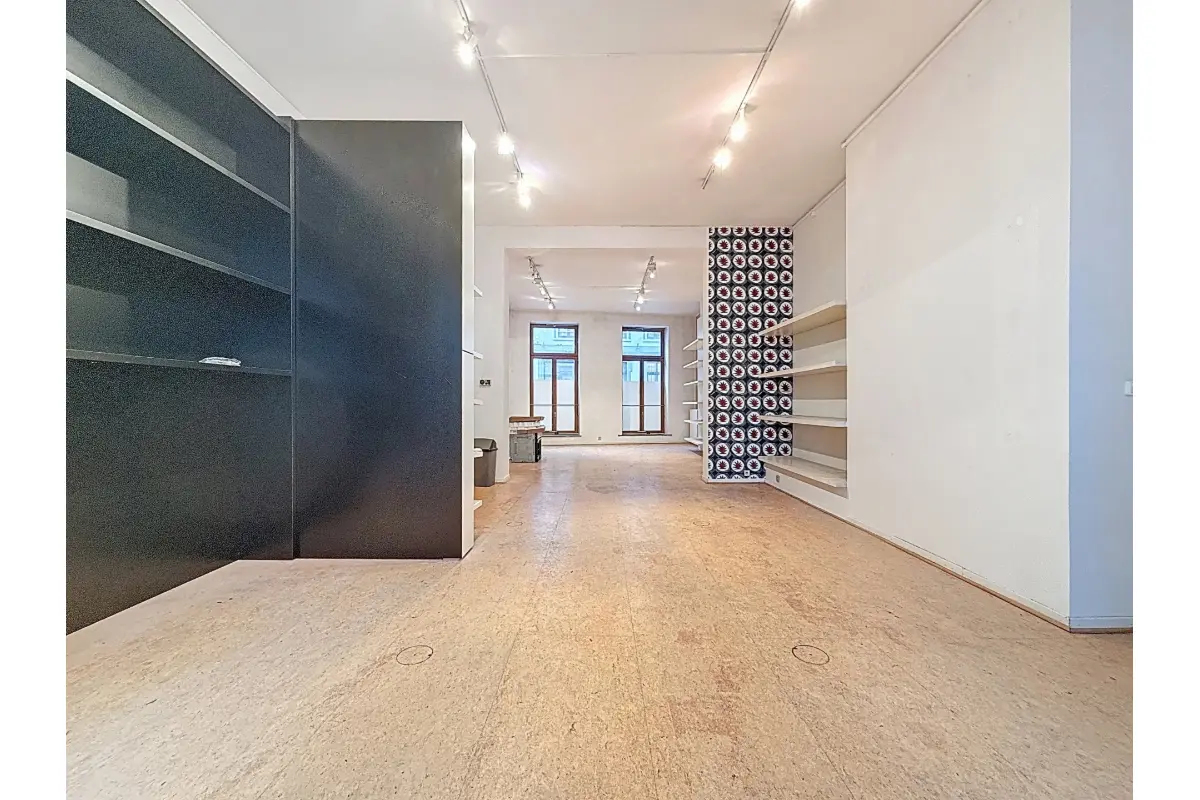Commerce à louer à Bruxelles 1000 1400.00€  chambres 82.00m² - annonce 728416